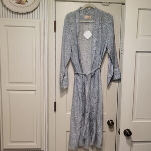 In Bloom Floral Lace Robe in Light Blue